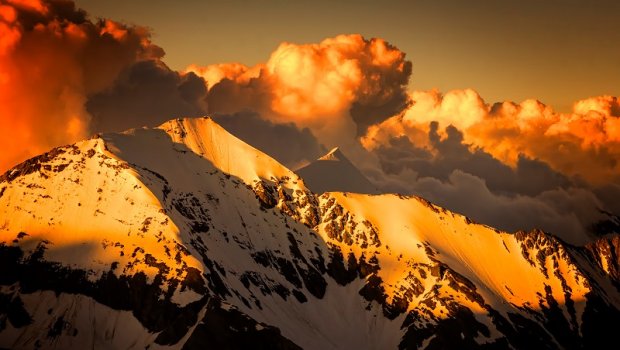 k večeru se přes údolí převalují mraky, foto: Marek Čech Hlavní foto článku